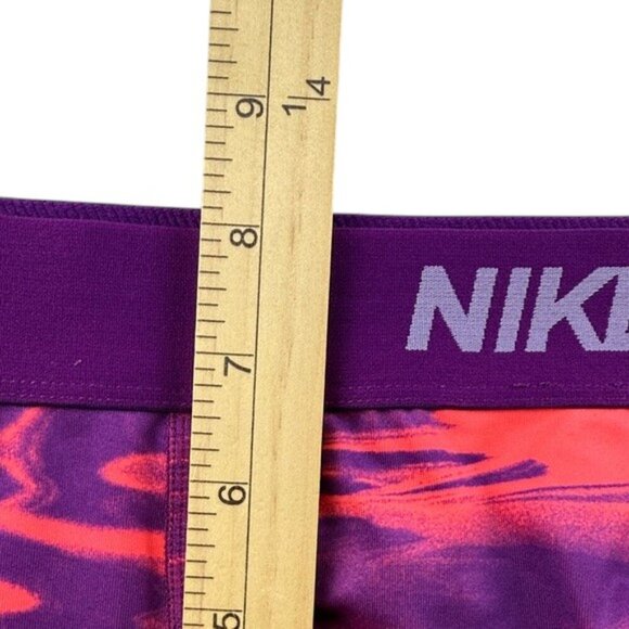 Nike Pro Purple and Pink Patterned Crop Leggings Women's Size M - Picture 7 of 8